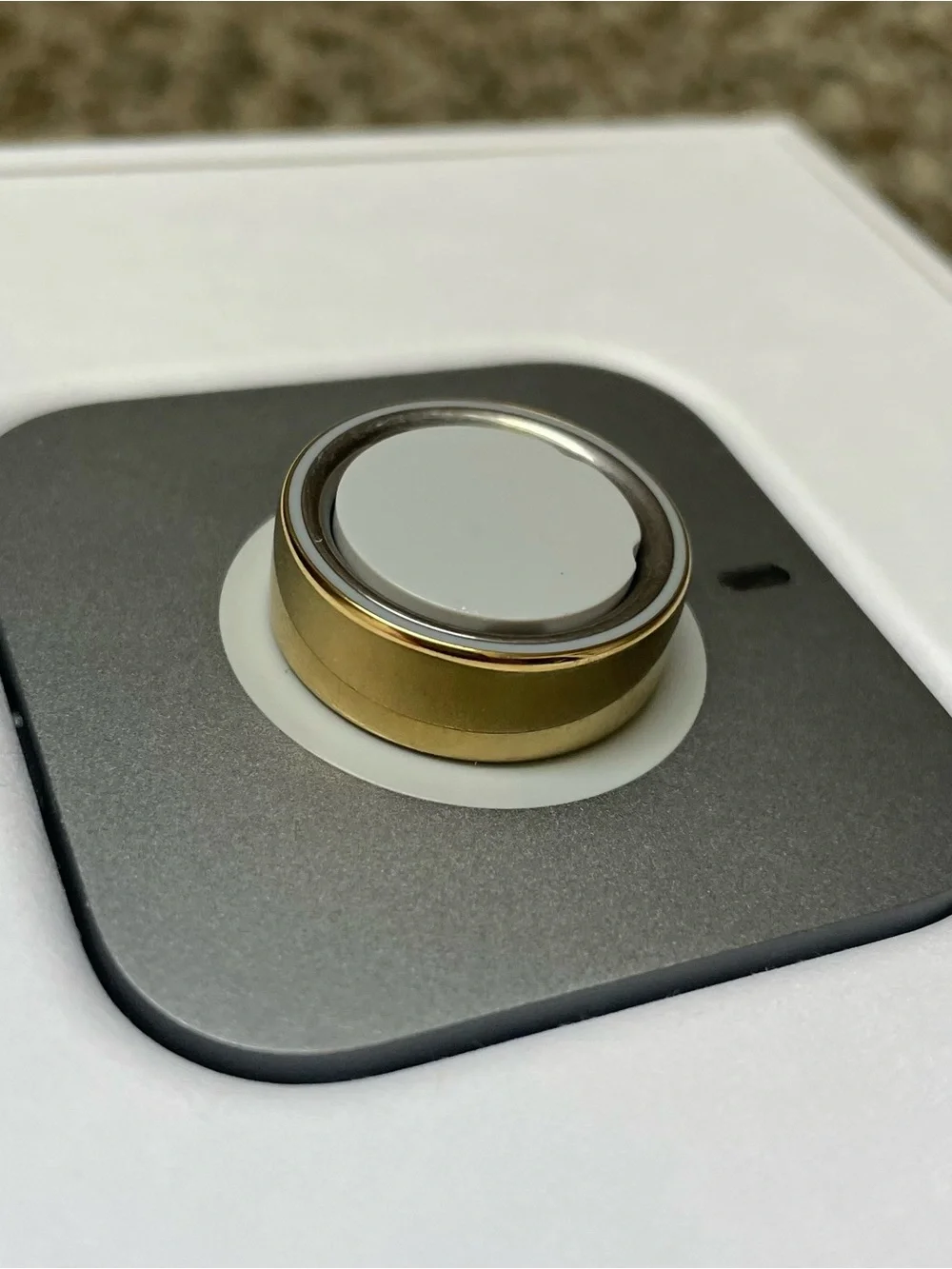 Oura Ring 4 – Gold Size 7